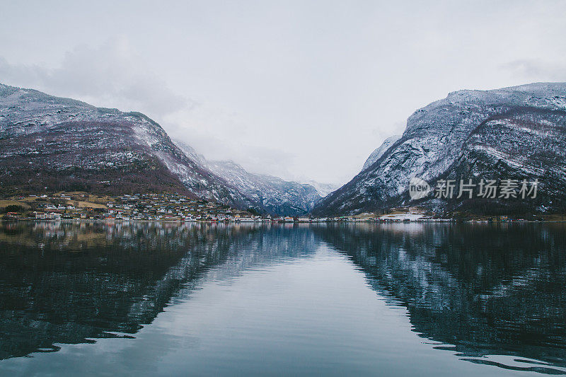 挪威冬季的n øyfjord